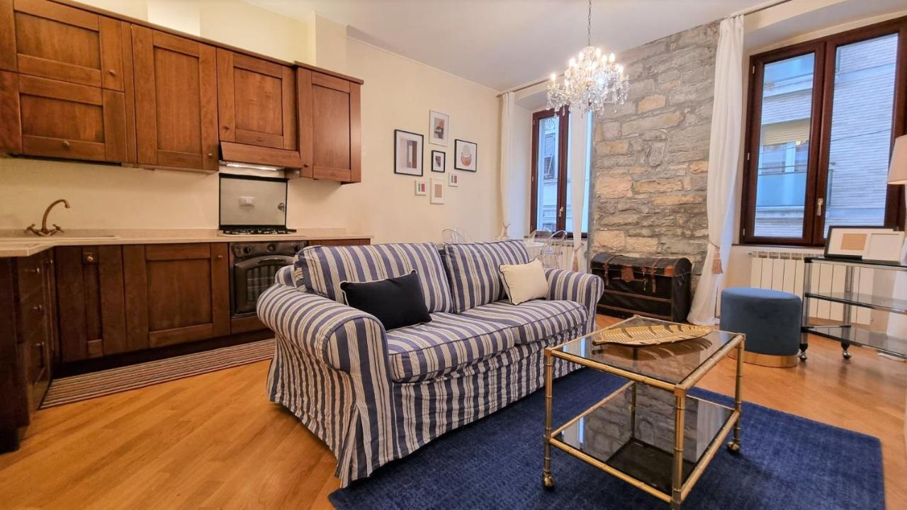 Palazzo Crispi - Boutique Apartment Trieste Exterior photo